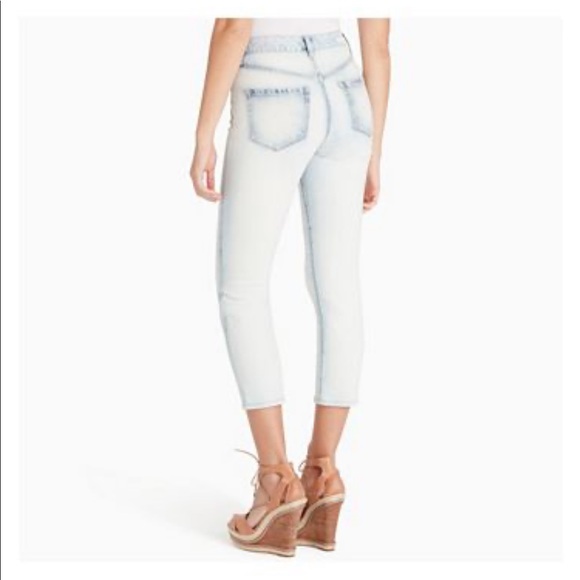 ❌SOLD❌Acid wash jeans - Picture 2 of 7